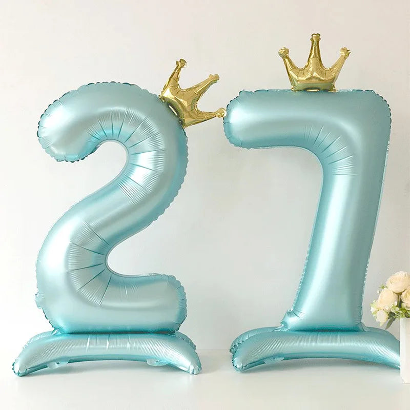 Standing Crown Number Balloon 42 inch